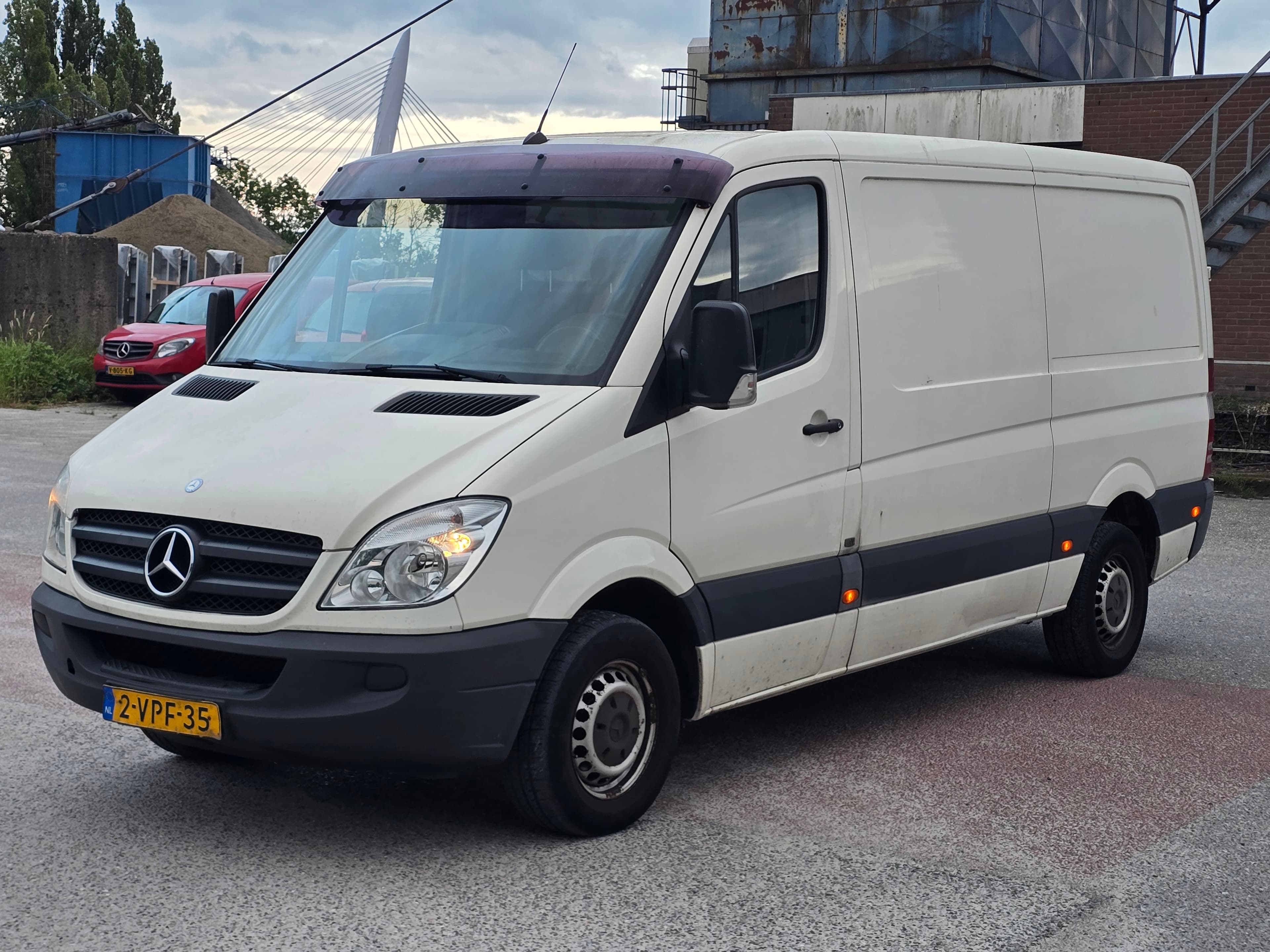 Mercedes-Benz Sprinter V6 319 CDI